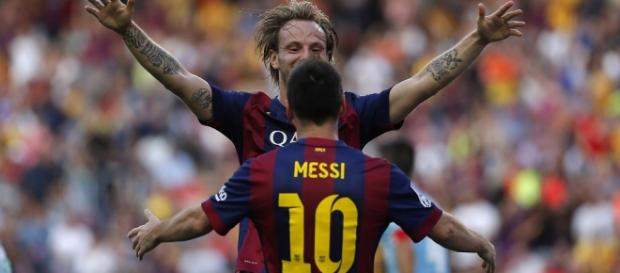Leo Messi e Ivan Rakitic celebrando un gol frente al Granada CF Leo Messi e Ivan Rakitic celebrando un gol frente al Granada CF