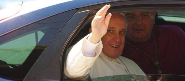 Papa Francesco: svolta, sì alla donna diacono Papa Francesco: svolta, sì alla donna diacono