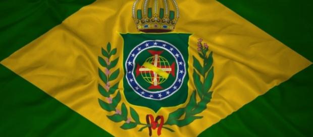 Movimento monarquista considera que a volta da família real é a solução para problemas políticos do país Movimento monarquista considera que a volta da família real é a solução para problemas políticos do país