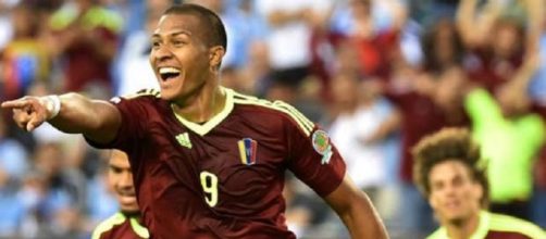 Salomon Rondon elimina l'Uruguay dalla Copa America del Centenario