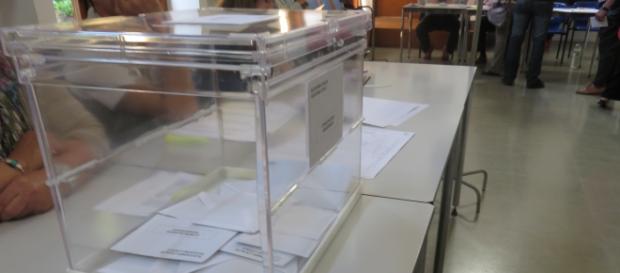 España, de nuevo con una cita electoral. España, de nuevo con una cita electoral.