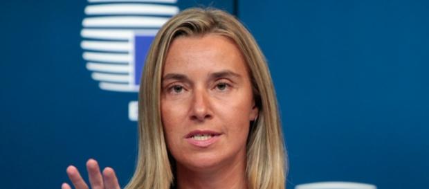 Federica Mogherini contro barriere e muri in Europa. Federica Mogherini contro barriere e muri in Europa.