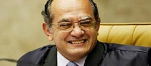 Página do PT tenta desqualificar Gilmar Mendes Página do PT tenta desqualificar Gilmar Mendes