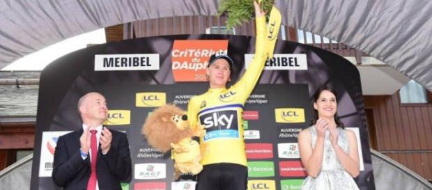 Froome conquistó por tercera vez el Criterium du Dauphiné y reforzó su papel de favorito de cara al Tour de Francia Froome conquistó por tercera vez el Criterium du Dauphiné y reforzó su papel de favorito de cara al Tour de Francia