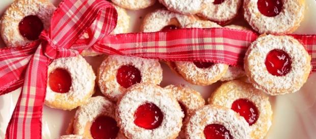 I biscotti occhio di bue: eleganti, golosi e sani! I biscotti occhio di bue: eleganti, golosi e sani!