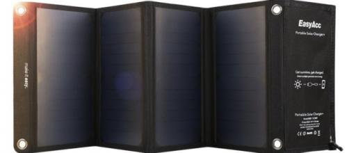 Caricabatteria Solare 4 porte con 28W