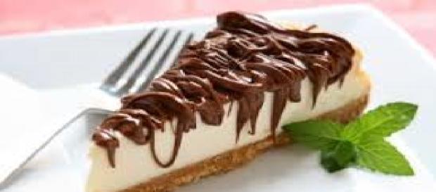 Cheesecake senza cottura alla nutella e stracciatella Cheesecake senza cottura alla nutella e stracciatella