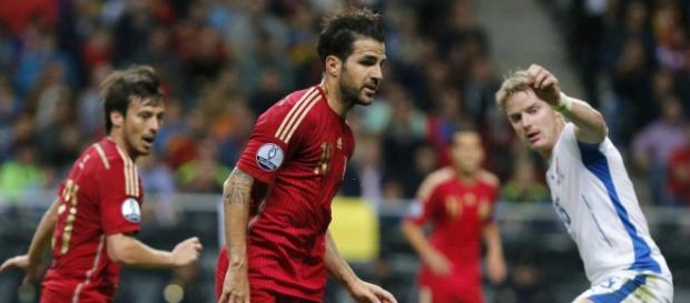 Cesc Fábregas fue titular ante República Checa Cesc Fábregas fue titular ante República Checa