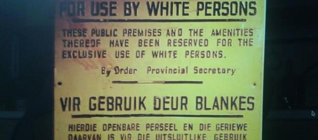 Cartello razziale dell'Apartheid -Di Dewet- Cartello razziale dell'Apartheid -Di Dewet-