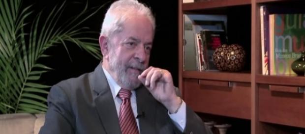 Lula criticou a operação Lava Jato para TV internacional Lula criticou a operação Lava Jato para TV internacional