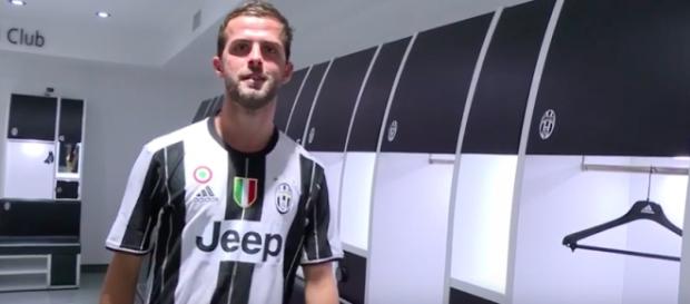Terza Maglia Juventus MIRALEM PJANIC Terza Maglia Juventus MIRALEM PJANIC