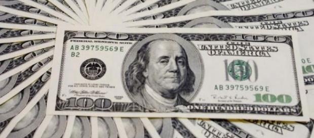 Peso cada vez pierde más terreno frente al dólar; la divisa ya se acerca a los $20 Peso cada vez pierde más terreno frente al dólar; la divisa ya se acerca a los $20