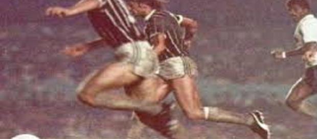 Semifinalistas de 1976, Fluminense e Corinthians, nesta quinta, disputam mais um clássico na história do futebol brasileiro (Fonte: Jornaleiros) Semifinalistas de 1976, Fluminense e Corinthians, nesta quinta, disputam mais um clássico na história do futebol brasileiro (Fonte: Jornaleiros)