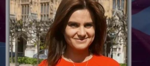 Jo Cox, immolata per una democrazia che non esiste.