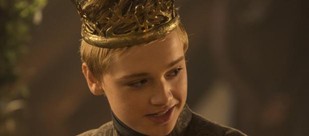 Rei Tommen também quer saber o paradeiro de Ser Pounce (Foto: Reprodução/HBO) Rei Tommen também quer saber o paradeiro de Ser Pounce (Foto: Reprodução/HBO)