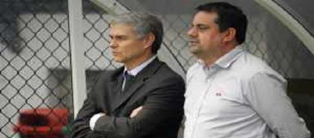 Diretoria segue trabalhano em busca de reforços no Fluminense (Fonte: Net Flu) Diretoria segue trabalhano em busca de reforços no Fluminense (Fonte: Net Flu)