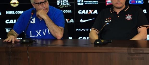 Dirigentes do Corinthians negociam com Cristóvão Borges Dirigentes do Corinthians negociam com Cristóvão Borges