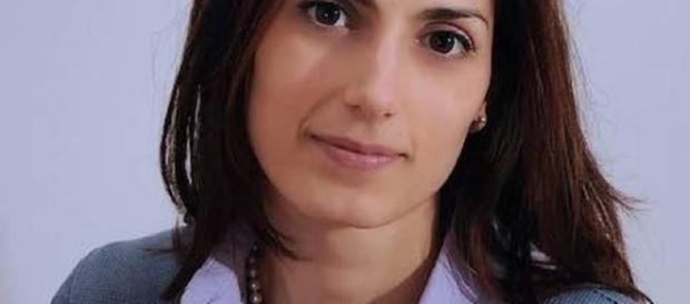 E' la 37enne pentastellata Virginia Raggi il nuovo sindaco di Roma. E' la 37enne pentastellata Virginia Raggi il nuovo sindaco di Roma.