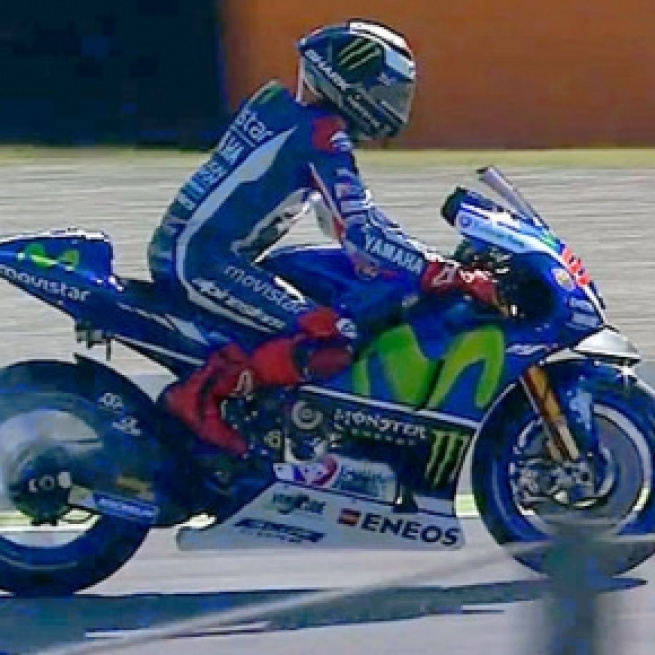 Lorenzo sufrió la explosión de su motor en Mugello