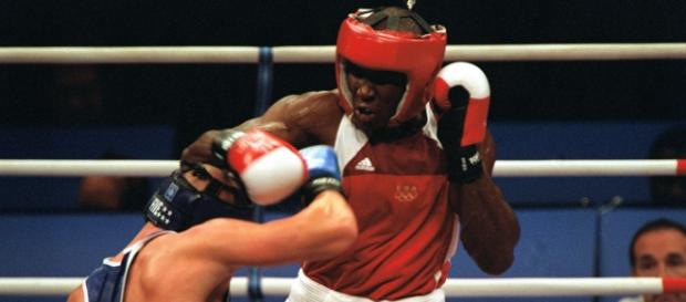 Boxeadores profissionais poderão competir nas Olimpíadas, em 2016 Boxeadores profissionais poderão competir nas Olimpíadas, em 2016