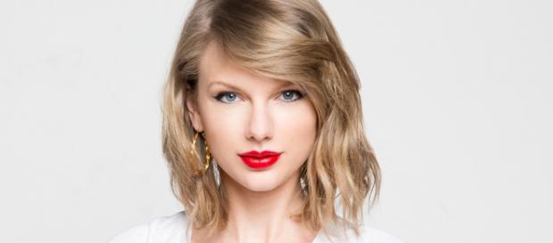 Taylor Swift im April 2016: strahlend schön und sehr ernst Taylor Swift im April 2016: strahlend schön und sehr ernst