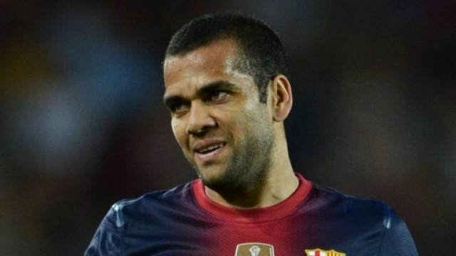 Dani Alves: è ufficiale, lascerà il Barcellona