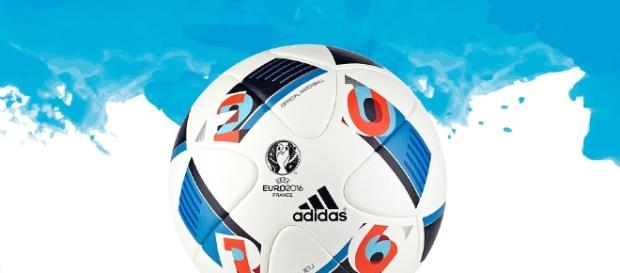 A Alemanha e a Irlanda do Norte procuram o apuramento para os oitavos-de-final A Alemanha e a Irlanda do Norte procuram o apuramento para os oitavos-de-final