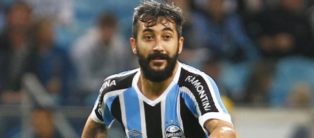 Douglas foi importante na vitória do Grêmio sobre o Cruzeiro Douglas foi importante na vitória do Grêmio sobre o Cruzeiro