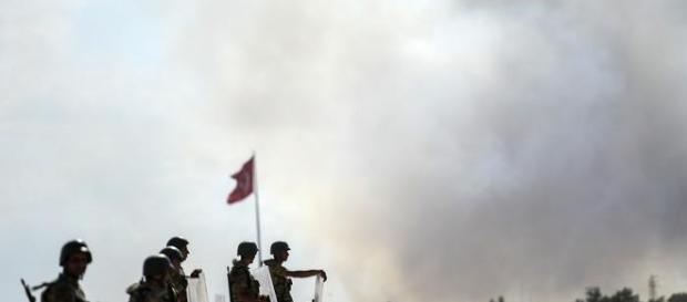 Frontiera turcă este stropită cu sânge de refugiaţi Frontiera turcă este stropită cu sânge de refugiaţi