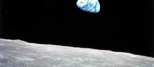 European Space Agency Director Wants to Set Up a Moon Base