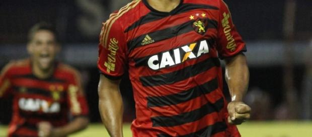 Diego Souza, o meia tem se mostrado um líder Diego Souza, o meia tem se mostrado um líder