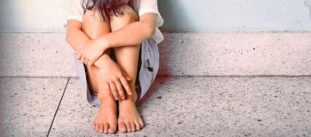Elevă din Vaslui abuzată sexual în timpul orelor Elevă din Vaslui abuzată sexual în timpul orelor