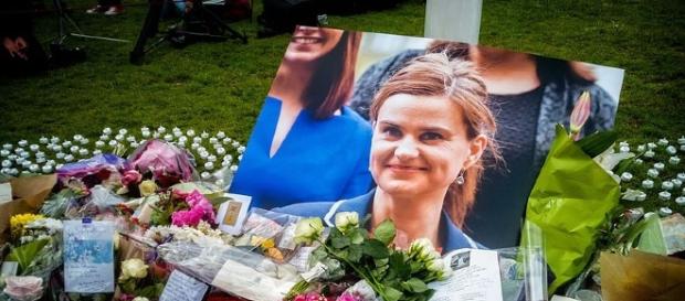 https://commons.wikimedia.org/wiki/File:Jo_Cox_MP_Memorial.jpg https://commons.wikimedia.org/wiki/File:Jo_Cox_MP_Memorial.jpg