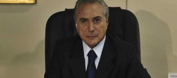 Michel Temer é o atual presidente da República Federativa do Brasil Michel Temer é o atual presidente da República Federativa do Brasil