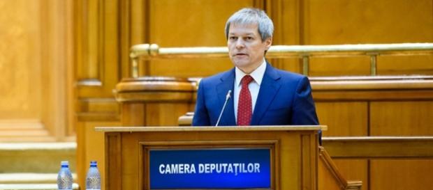 Premierul Dacian Cioloș nu vrea încă în politică! Premierul Dacian Cioloș nu vrea încă în politică!