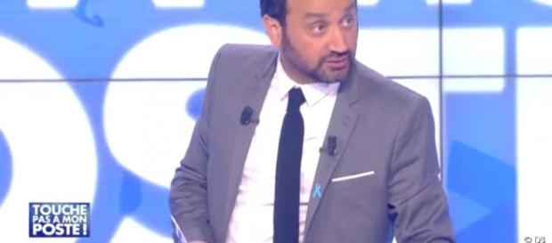 TPMP - un chroniqueur fait une chute hilarante sur le plateau ! TPMP - un chroniqueur fait une chute hilarante sur le plateau !