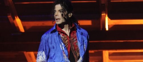 Michael Jackson: materiale pedopornografico a casa sua in America...