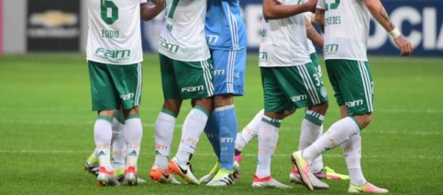 Palmeiras jogou bem em casa e venceu Palmeiras jogou bem em casa e venceu