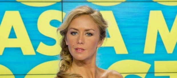 Enora Malagré : Au bout du rouleau ? Enora Malagré : Au bout du rouleau ?