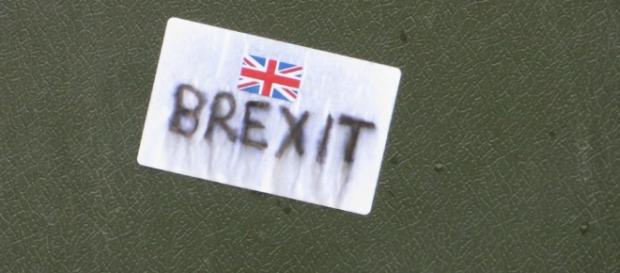 Restare in Europa o no? Alla fine l'UK ha scelto. Restare in Europa o no? Alla fine l'UK ha scelto.