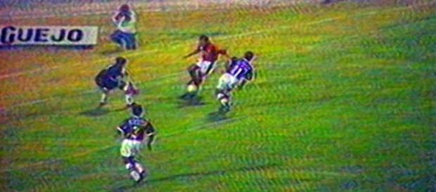 Fla-Flu no Amigão, em Campina Grande, pelo Brasileirão de 95 (Foto: Reprodução/Youtube) Fla-Flu no Amigão, em Campina Grande, pelo Brasileirão de 95 (Foto: Reprodução/Youtube)