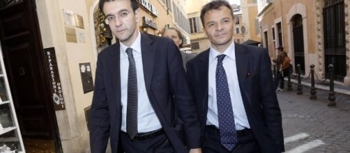 A sinistra Alfredo D'Attorre, a destra Stefano Fassina