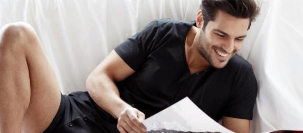 Serkan Cayoglu, attore del momento: sarà a Uomini e Donne? Serkan Cayoglu, attore del momento: sarà a Uomini e Donne?