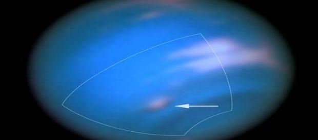 Enorme vórtice escuro foi detectado pelo Hubble Enorme vórtice escuro foi detectado pelo Hubble