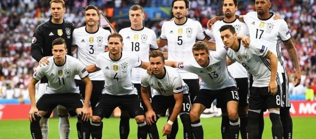 Alemanha avança para as quartas-de-final da Eurocopa 2016 Alemanha avança para as quartas-de-final da Eurocopa 2016