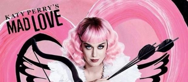 Mad Love hace alusión a la canción de Taylor Swift "Bad Blood" Mad Love hace alusión a la canción de Taylor Swift "Bad Blood"