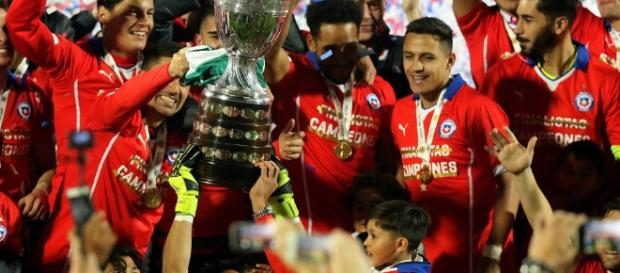 Chile é campeão da Copa América ao vencer a Argentina nos pênaltis Chile é campeão da Copa América ao vencer a Argentina nos pênaltis