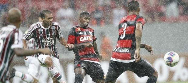 Deu Fluminense no Fla-Flu pelo Brasileirão 2016 Deu Fluminense no Fla-Flu pelo Brasileirão 2016