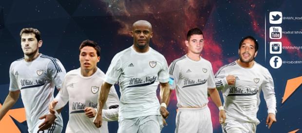 Portada del facebook de HaxBall White Night. Portada del facebook de HaxBall White Night.