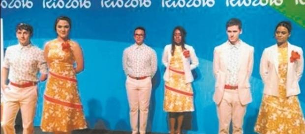 Os uniformes que serão usados pelas equipes que entregarão medalhas - Reprodução da internet Os uniformes que serão usados pelas equipes que entregarão medalhas - Reprodução da internet